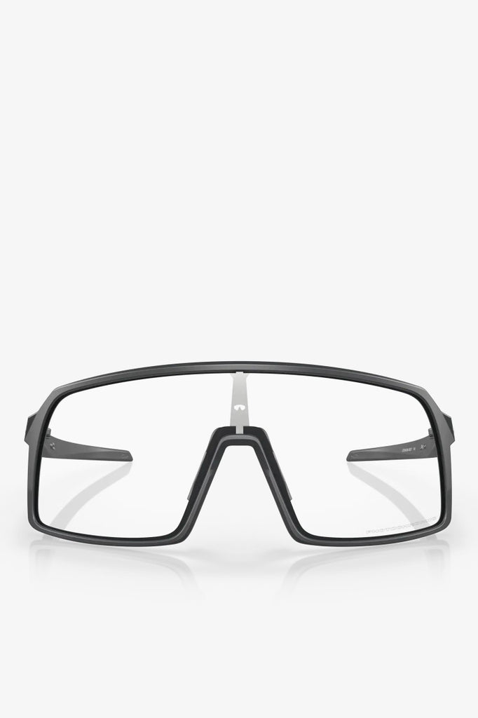 OAKLEY Sutro 9406 98 Matte Carbon Clear Photochromic
