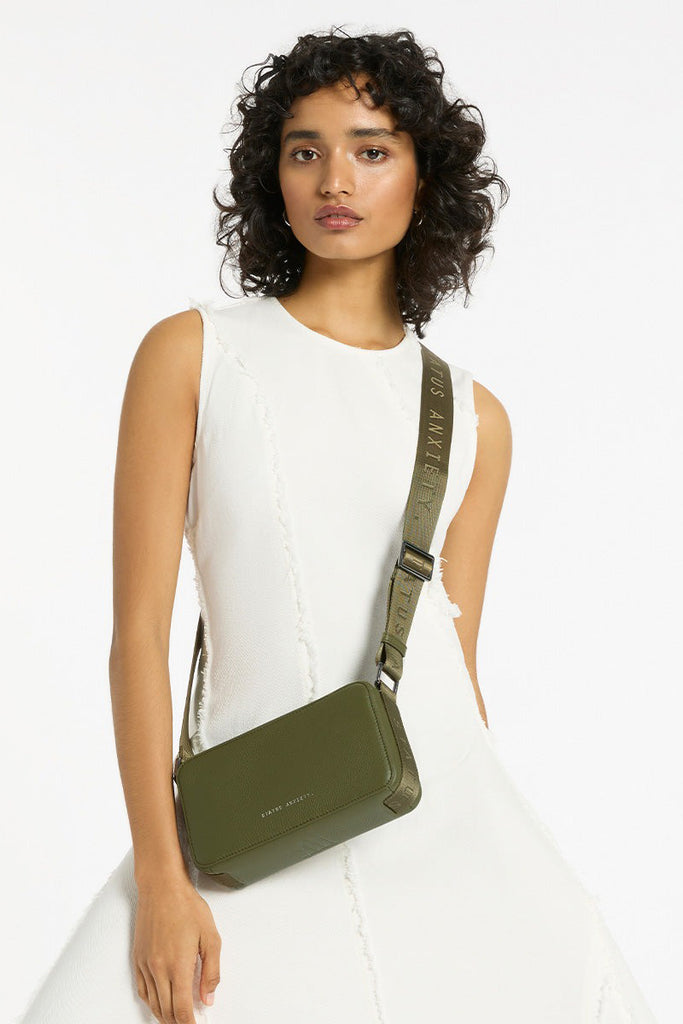 STATUS ANXIETY Delirium Khaki