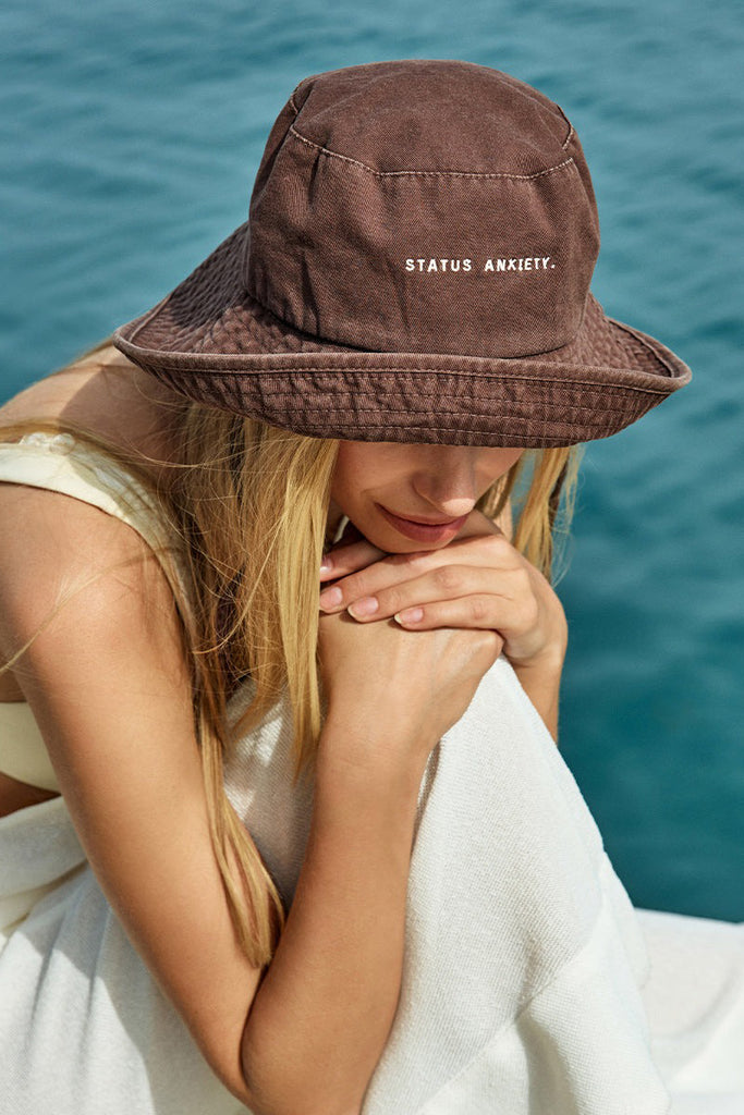STATUS ANXIETY Golden Days Hat Bark